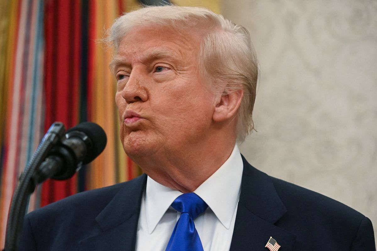 Trump Ancam Pemakzulan: Serangan Iran Tanpa Persetujuan Kongres