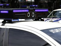 Anak Kasi Propam Polda Sumut Gunakan Mobil Dinas Antar Guru