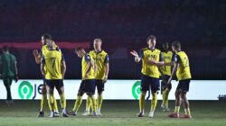 Gol Cantik Ole Romeny Bawa Oxford Taklukkan Arema FC