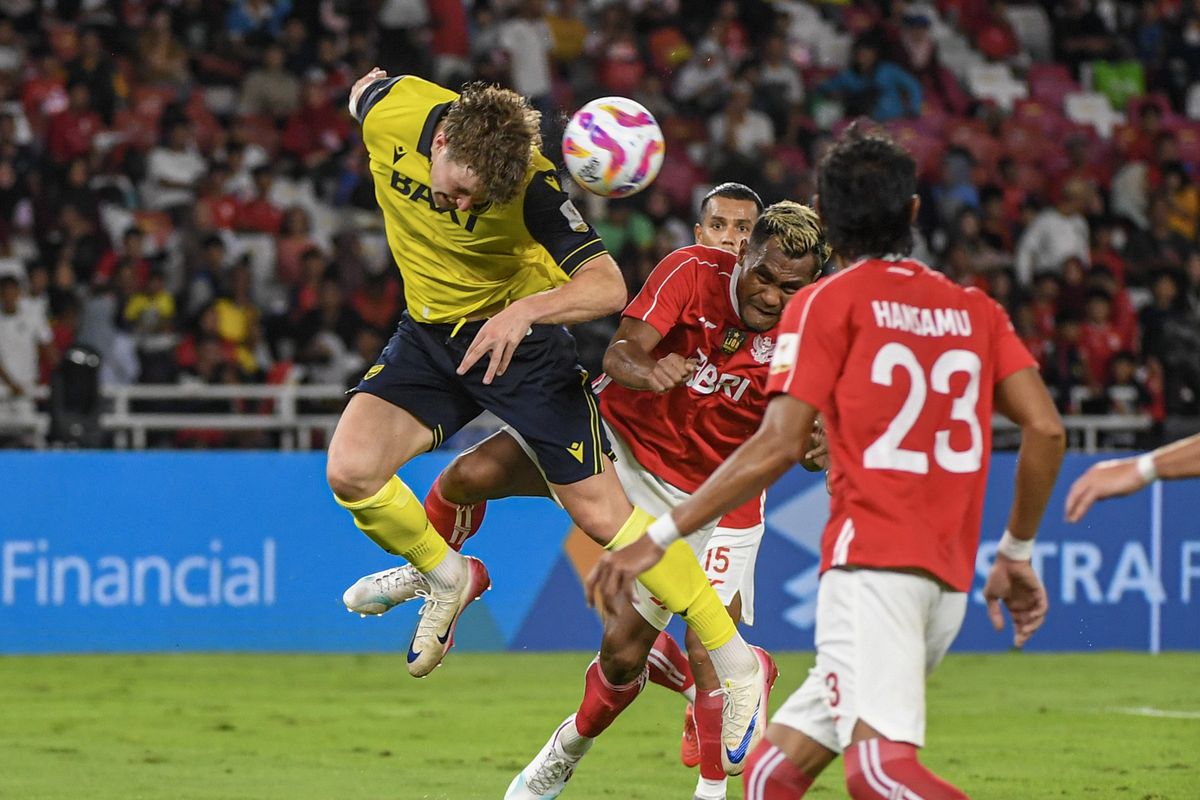 Saksikan Live Streaming Arema FC vs Oxford United Malam Ini!