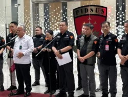 Stafsus Nadiem Makarim Tersangka Korupsi Chromebook, 4 Ditangkap Kejagung